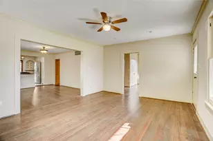 610 Columbia St, Houston, TX 77007 - Photo 2