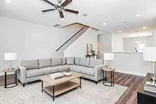 5426 E Houston Rd, Houston, TX 77028 - Photo 2