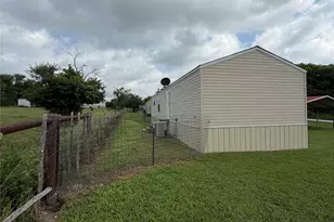 999 Fm 1774 Rd, Anderson, TX 77830 - Photo 16