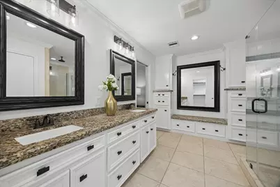 13015 Tosca Lane, Houston, TX 77079 - Photo 22