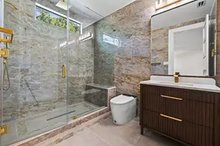 11823 Memorial Dr, Houston, TX 77024 - Photo 26