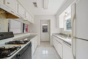 20115 Raingate Ln, Katy, TX 77449 - Photo 10