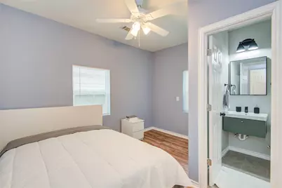 2712 Link Road, Houston, TX 77009 - Photo 24
