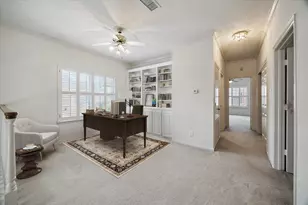 2125 Bering Dr, Houston, TX 77057 - Photo 14