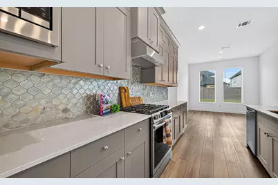 31307 Hastings Creek Lane, Fulshear, TX 77441 - Photo 8