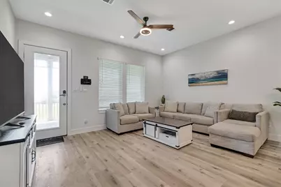 18515 Shaman Drive, Galveston, TX 77554 - Photo 4