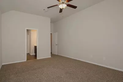 14215 Irvine Ranch Trail, Conroe, TX 77384 - Photo 16