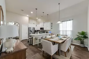 2726 Painted Sunrise Trail, Houston, TX 77045 - Photo 10