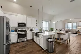 2726 Painted Sunrise Trail, Houston, TX 77045 - Photo 4