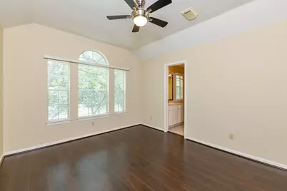3902 Misty Morn Lane, Sugar Land, TX 77479 - Photo 18