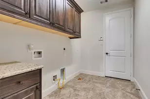 2312 Ellis Park Ln, Conroe, TX 77304 - Photo 20