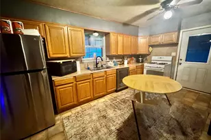 1219 S 13th St, Nederland, TX 77627 - Photo 6