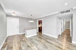 2224 S Piney Point Rd, Houston, TX 77063 - Photo 4