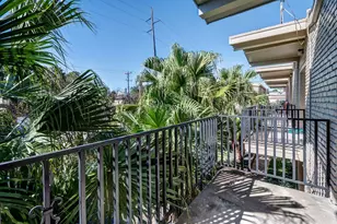 4321 Hazard St, Houston, TX 77098 - Photo 10