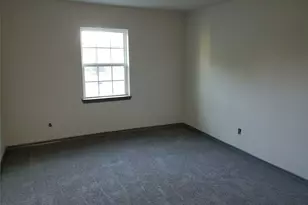 4910 Southwind St, Houston, TX 77033 - Photo 8