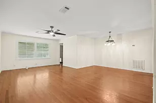 5013 Live Oak Dr, Texas City, TX 77591 - Photo 6