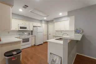 2232 Azalea Cir, Huntsville, TX 77340 - Photo 8