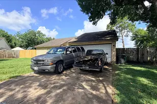 3403 Golders Green Dr, Houston, TX 77082 - Photo 2