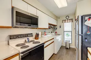 7700 Seawall Blvd, Galveston, TX 77551 - Photo 14