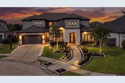 9907 Regal Bend Drive, Missouri City, TX 77459 - Photo 2