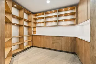 13 Tiel Way, Houston, TX 77019 - Photo 14