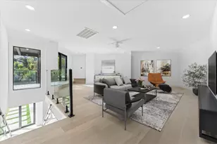 13 Tiel Way, Houston, TX 77019 - Photo 18