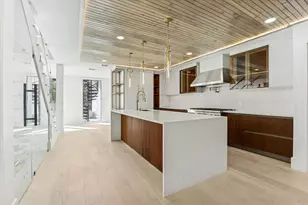 13 Tiel Way, Houston, TX 77019 - Photo 8