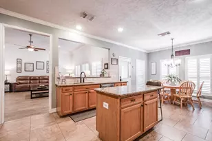 7402 Shady Arbour Ct, Pasadena, TX 77505 - Photo 14