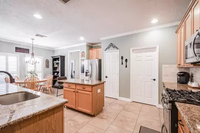 7402 Shady Arbour Court, Pasadena, TX 77505 - Photo 12