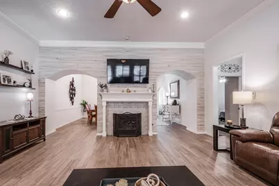 7402 Shady Arbour Court, Pasadena, TX 77505 - Photo 10