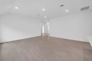 2142 Mosaic Vly Ct, Angleton, TX 77515 - Photo 10