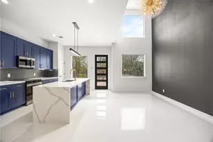 7710 Sharondale Dr, Houston, TX 77033 - Photo 16