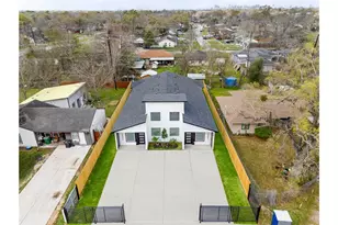 7710 Sharondale Dr, Houston, TX 77033 - Photo 4