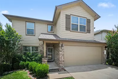 2027 Bravos Manor Lane, Fresno, TX 77545 - Photo 2