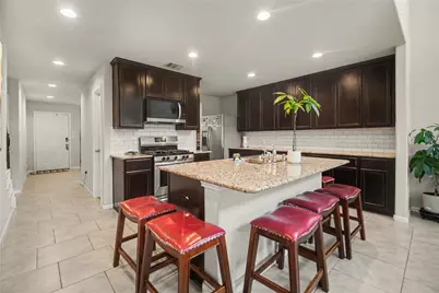 2027 Bravos Manor Lane, Fresno, TX 77545 - Photo 8