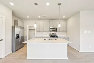 29235 Farmhouse Ests Dr, Waller, TX 77484 - Photo 4