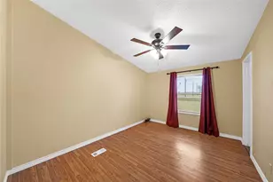 19645 Nordt Rd, Damon, TX 77430 - Photo 22