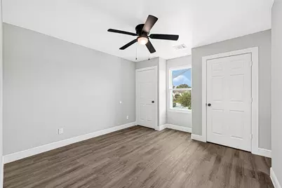 9805 Fabiola Drive, Houston, TX 77075 - Photo 14