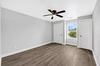 9805 Fabiola Drive, Houston, TX 77075 - Photo 16
