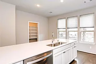 3115 Roseland Terrace Ln, Houston, TX 77063 - Photo 8