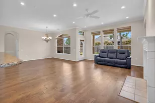 15 E Royal Mews, Conroe, TX 77384 - Photo 12