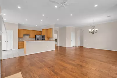 15 E Royal Mews, Conroe, TX 77384 - Photo 14