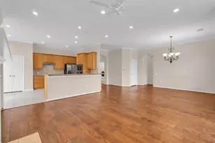 15 E Royal Mews, Conroe, TX 77384 - Photo 14