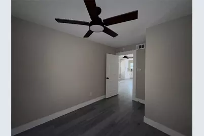 5014 Jefferson St #21, Houston, TX 77023 - Photo 12