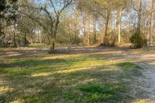 12125 Oak Leaf Rd, Conroe, TX 77303 - Photo 4