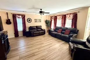 3827 Clobourne Crossing Ln, Friendswood, TX 77546 - Photo 8