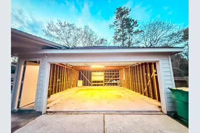 79 W Shale Creek Circle, The Woodlands, TX 77382 - Photo 30