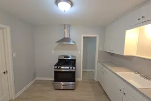 2705 S Crockett St, La Marque, TX 77568 - Photo 16