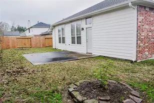 1920 Cedar Ln, Dayton, TX 77535 - Photo 20