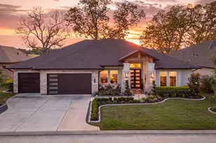 9727 Greenridge Vw Dr, Willis, TX 77318 - Photo 2